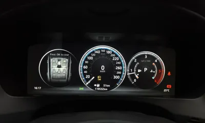 Jaguar F-Pace 2017, 119532 км, за 8143.33 USD - фото 8