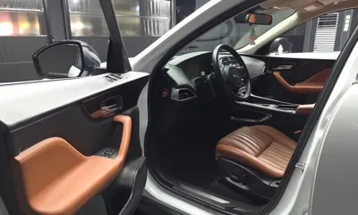 Jaguar F-Pace 2017, 119532 км, за 8143.33 USD - фото 10