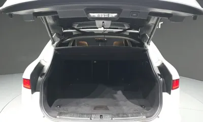 Jaguar F-Pace 2017, 119532 км, за 8143.33 USD - фото 20
