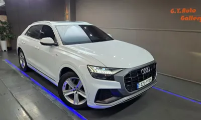 Audi Q8 · 2021 год