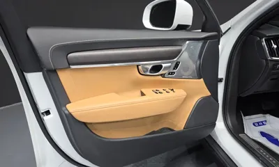 Volvo V90 2019, 72444 км, за 21596.43 USD - фото 24