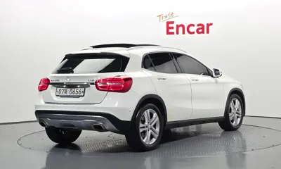 Mercedes-Benz GLA-Class 2015, 91995 км, за 7139.08 USD