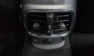 MINI Clubman 2018, 77375 км, за 8276.72 USD - фото 31