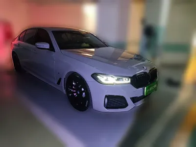 BMW 5 Series New Energy 2021, 44700 км, за 29455 USD