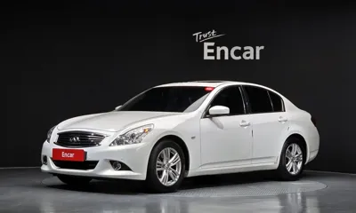 Infiniti G · 2013 год
