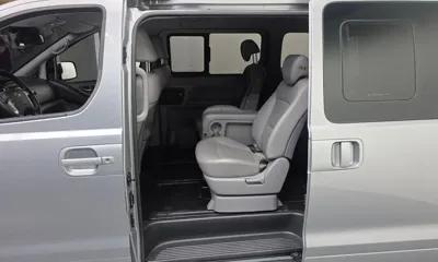 Hyundai Starex 2020, 73040 км, за 13391.1 USD - фото 11