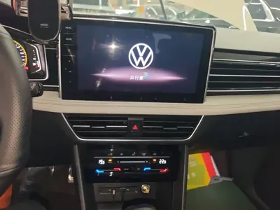 Volkswagen Tiguan L 2021, 101800 км, за 15140.82 USD - фото 13