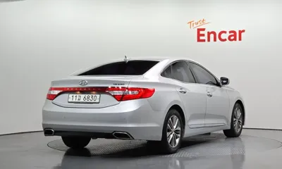 Hyundai Grandeur 2015, 86605 км, за 4663.69 USD