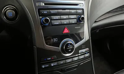 Hyundai Grandeur 2015, 86605 км, за 4663.69 USD - фото 18