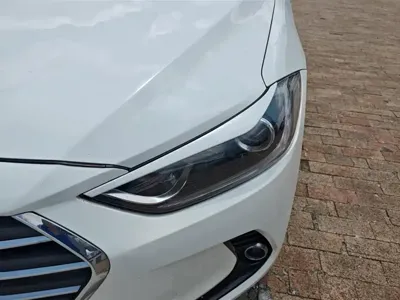 Hyundai Elantra 2018, 91000 км, за 5591.42 USD