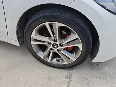 Hyundai Elantra 2018, 91000 км, за 5591.42 USD - фото 6