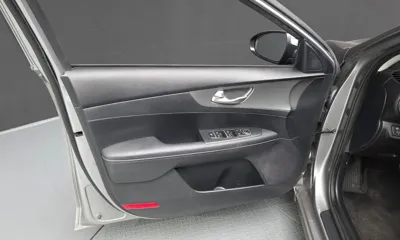 Kia K3 2019, 70516 км, за 8461.14 USD - фото 24