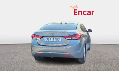 Hyundai Avante 2012, 156992 км, за 2444.66 USD