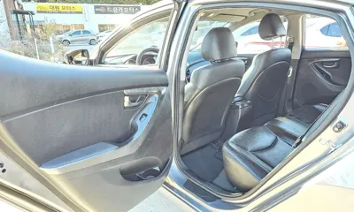 Hyundai Avante 2012, 156992 км, за 2444.66 USD - фото 11