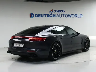 Porsche Panamera 2018, 118913 км, за 40370.22 USD