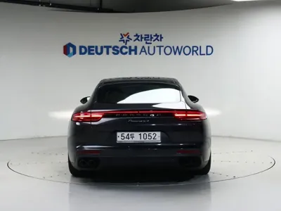Porsche Panamera 2018, 118913 км, за 40370.22 USD