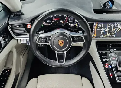 Porsche Panamera 2018, 118913 км, за 40370.22 USD - фото 14