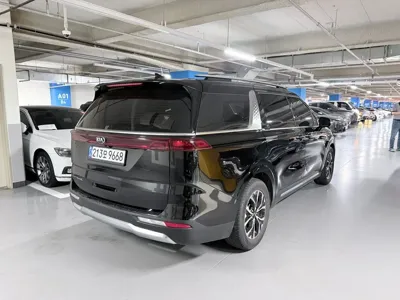 Kia Canival 2021, 135916 км, за 12228.99 USD