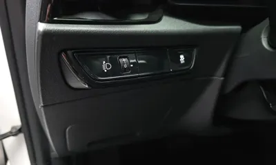 Kia Niro 2023, 52813 км, за 17263.85 USD - фото 28