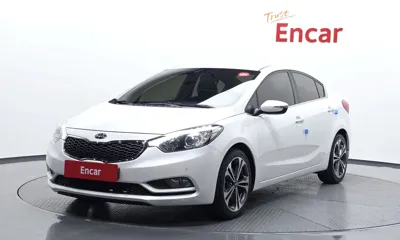 Kia K3 · 2015 год