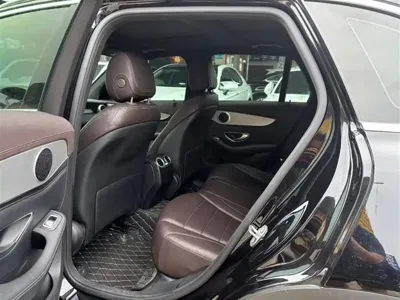 Mercedes-Benz GLC 2018, 89000 км, за 16921.39 USD - фото 6