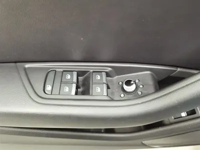 Audi A4L 2020, 125600 км, за 14684.82 USD - фото 9