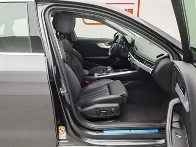 Audi A4L 2020, 125600 км, за 14684.82 USD - фото 23