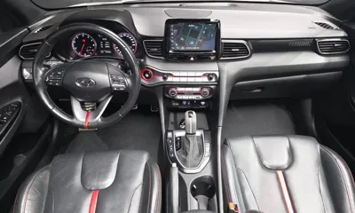 Hyundai Veloster 2018, 131760 км, за 5441.78 USD - фото 7
