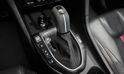 Hyundai Veloster 2018, 131760 км, за 5441.78 USD - фото 9