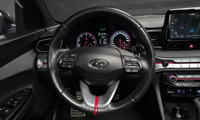 Hyundai Veloster 2018, 131760 км, за 5441.78 USD - фото 13