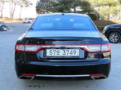 Lincoln Continental 2017, 165665 км, за 6435.67 USD
