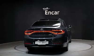 Hyundai Grandeur 2017, 110993 км, за 8790.78 USD
