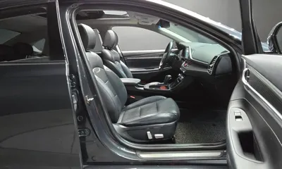 Hyundai Grandeur 2017, 110993 км, за 8782.21 USD - фото 26
