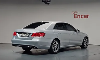 Mercedes-Benz E-Class 2014, 107621 км, за 6432.98 USD
