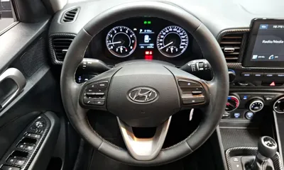 Hyundai Venue 2020, 64664 км, за 8385.88 USD - фото 12