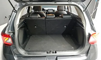 Hyundai Venue 2020, 64664 км, за 8385.88 USD - фото 20