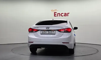 Hyundai Avante 2014, 68102 км, за 3957.71 USD