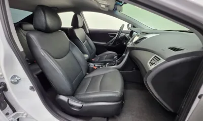 Hyundai Avante 2014, 68102 км, за 3957.71 USD - фото 10