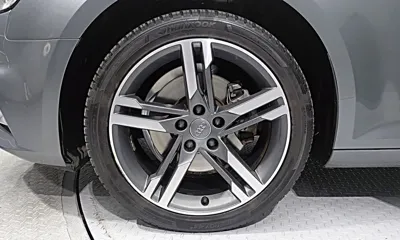 Audi A4 2019, 67521 км, за 12312.71 USD