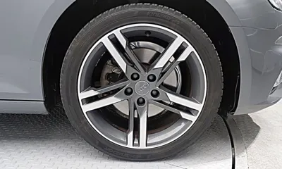 Audi A4 2019, 67521 км, за 12312.71 USD - фото 7