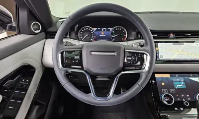Land Rover Range Rover Evoque 2023, 30616 км, за 29599.3 USD - фото 13