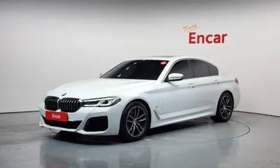 BMW 5-Series · 2022 год