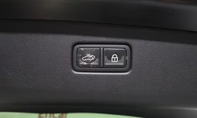 Genesis GV70 2021, 70409 км, за 21662.07 USD - фото 32