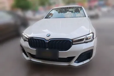 BMW 5 Series 2021, 121600 км, за 25890 USD