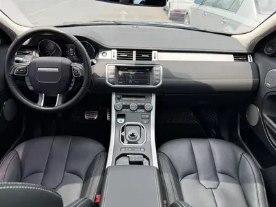 Land Rover Evoque 2015, 45000 км, за 7661.81 USD
