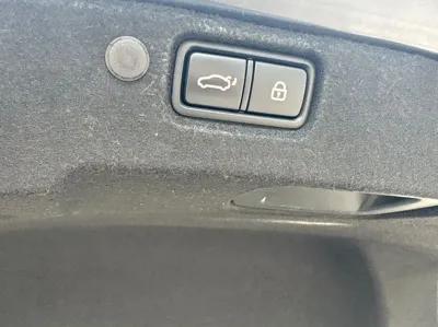 Kia K7 2018, 183000 км, за 12573.3 USD - фото 11