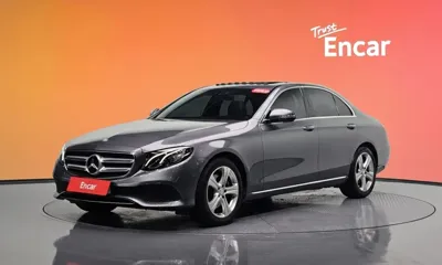 Mercedes-Benz E-Class · 2017 год