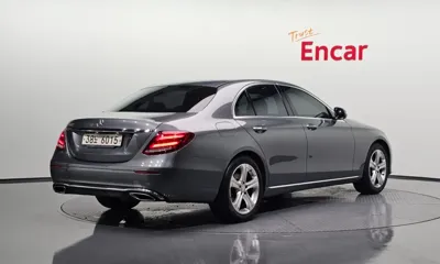 Mercedes-Benz E-Class 2017, 170229 км, за 9425.99 USD - фото 2