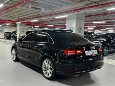 Audi A3 2018, 36522 км, за 10264.89 USD