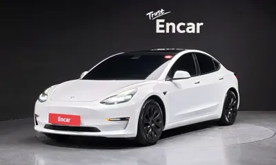Tesla Model 3 · 2021 год